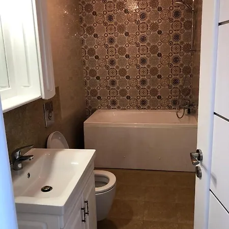 Port View Apartment *